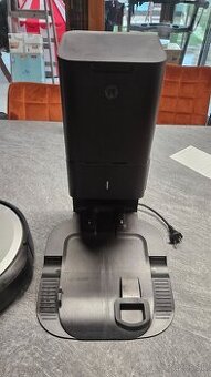 iRobot Roomba i7+