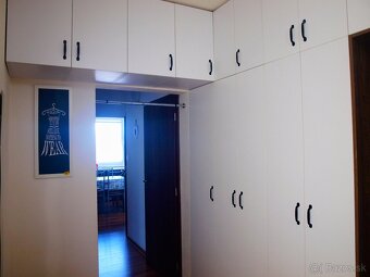 Na predaj 3,5 izbový byt ,Moldava nad Bodvou