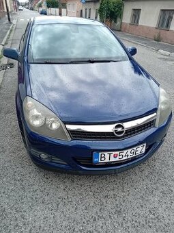 OPEL 1,6 GTC 77 KW BENZÍN.r.v.2005