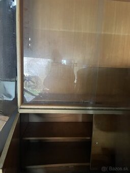 Darujem starú knižnicu