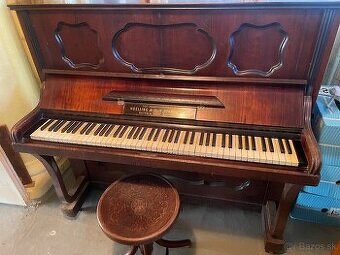 Starožitný klavír