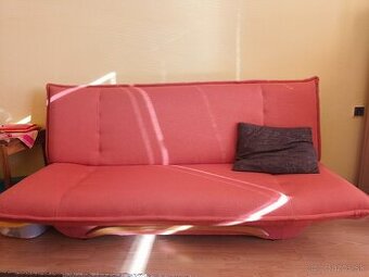 Roztahovacia pohovka