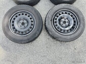 41. Skoda Kodiaq / VW Tiguan 215/65 R17