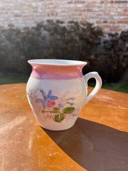 Starožitný bucláčik