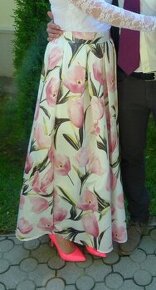Spoločenská kvetovaná sukňa