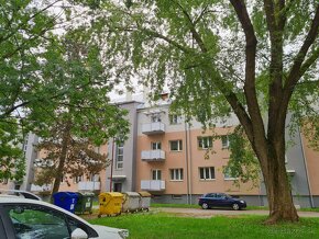 P R E D A N E: priestranný 2i byt  Brezno /Švermova ul./