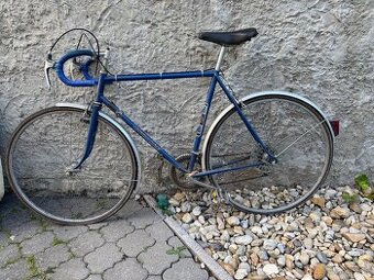 Retro bicykel zn. Favorit