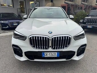 ✅BMW X5 xDrive30d M-packet✅V ZÁRUKE✅20tis. KM✅