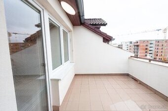 Znížená cena: 3,5 izb. byt na dona Sandtnera v Pezinku