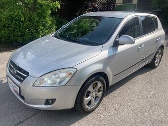 KIA Ceed 1.6 CRDi 2010