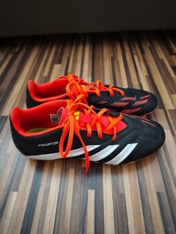 Adidas predator kopačky veľ 44 - 1