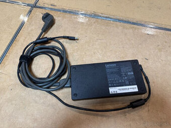 Originálny napájací adaptér Lenovo 300W 20V (ADL300SDC3A)