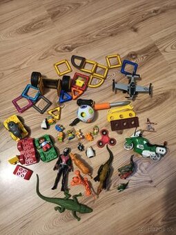 mix hračiek