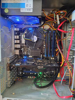 Starší herný PC i7