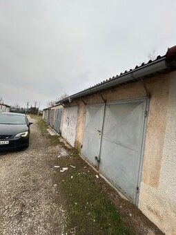 PREDAM GARAŽ DOHODA MOŽNA - 1