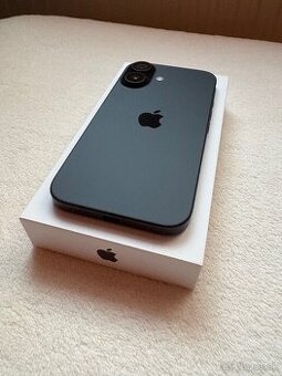Apple iPhone 16 128GB - 92% batéria