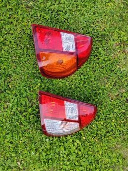 Renault Thália zadné svetlá