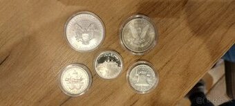 Americke strieborne mince