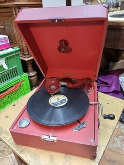 Predám starožitný gramafon