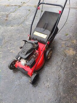 Kosačka Hecht s pojazdom