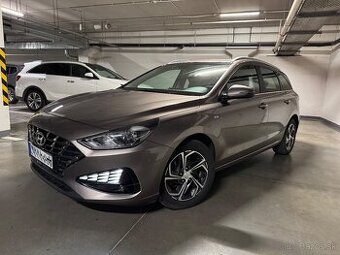 Hyundai i30 CW automat 1.5 T-GDi mHEV,2021,LED