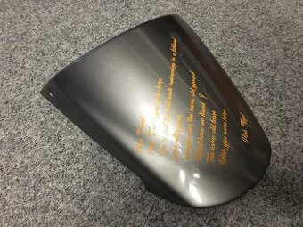 Triumph 675 krovka, kryt sedla spolujazdca