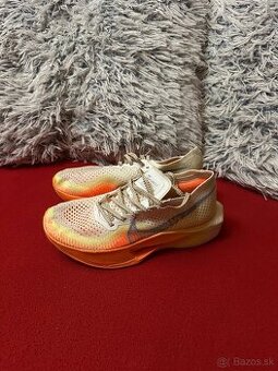 Nike ZoomX Vaporfly Next 3 oranžové [size 38]