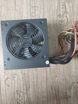 Predám 600w zdroj od Cooler master