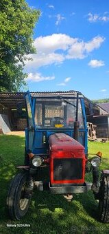 Zetor 6911+ vlečka na drevo