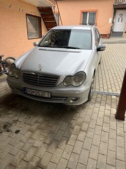 Mercedes benz c200 w203