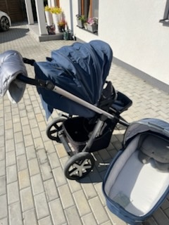 Priestranny kočík