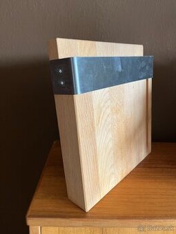 Predam stojan a noze