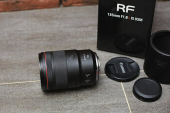 Canon RF 135mm F1.8L IS USM
