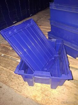 Predám plastové prepravky , bedničky