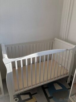 Darujem detskú postieľku