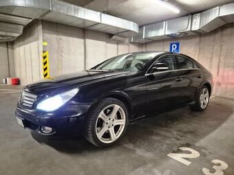 Mercedes Benz CLS 500