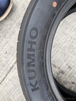 Kumho PS71
