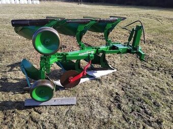 Pluh obracák Regent 3 radličný hydraulicky otočný