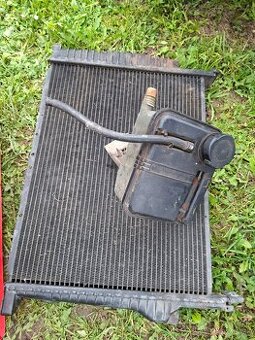 Chladič,Nádobka vody bmw e36 325tds