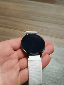 Samsung Galaxy Watch 4 44mm LTE - 1