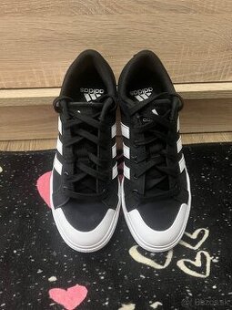 Tenisky adidas Bravada