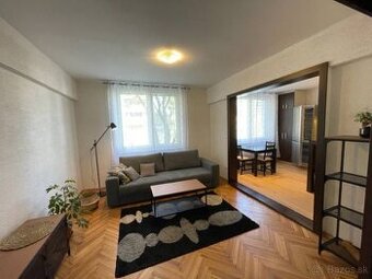 na prenájom 2 izbový byt Bratislava-Nivy,  Košická ul