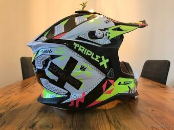 Motocross prilba LS2