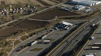 EXKLUZÍVNE NA PREDAJ – LUKRATÍVNY PRIEMYSELNÝ POZEMOK MALÝ Š