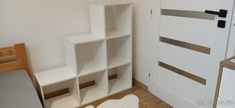 Regálová polica biela