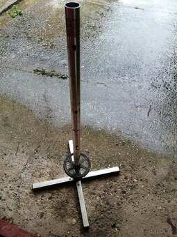 Predám stojan na pneumatiky