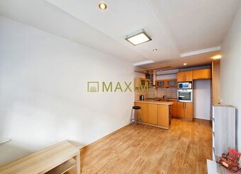 Ponúkame na predaj 2-izbový byt  v mestskej časti Ružinov na