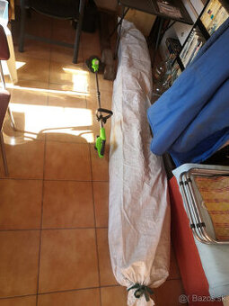 Predám veľký slnečník