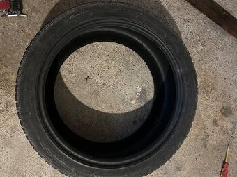 Zimne pneu 255/40 R19