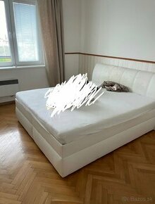 Darujem manželskú posteľ za odvoz
